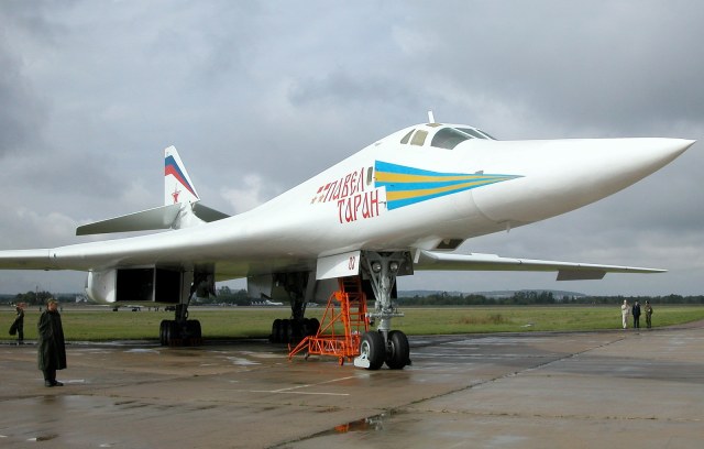 Tu-160 (3).jpg